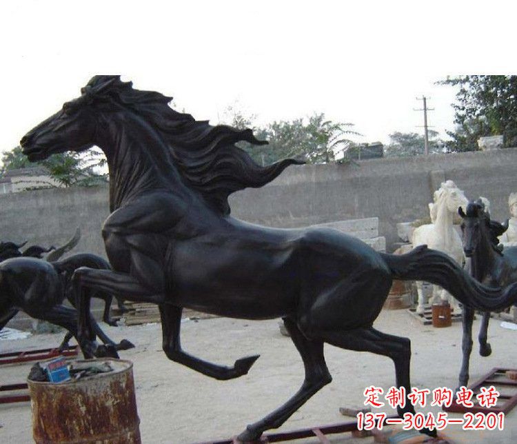 漯河马铜雕塑，让你的别墅景观更加生动