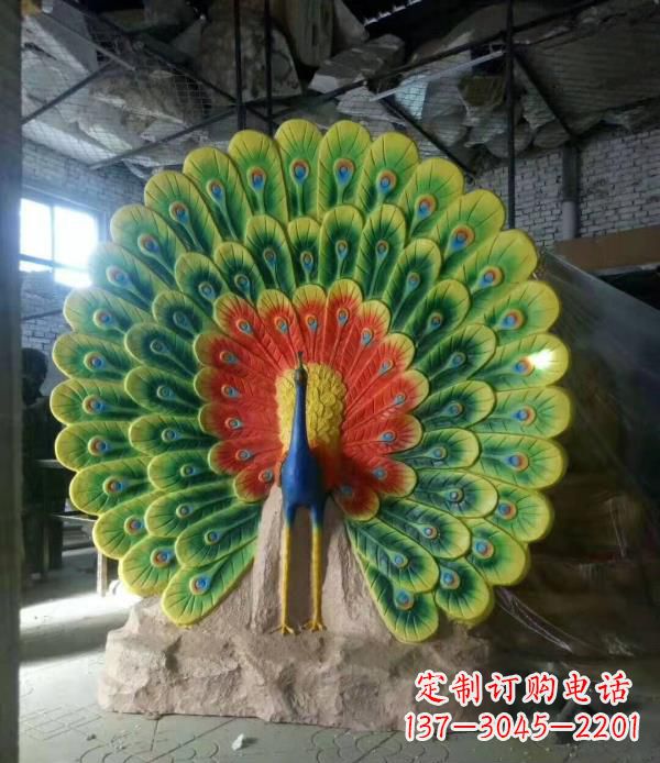 漯河玻璃钢制作的孔雀雕塑