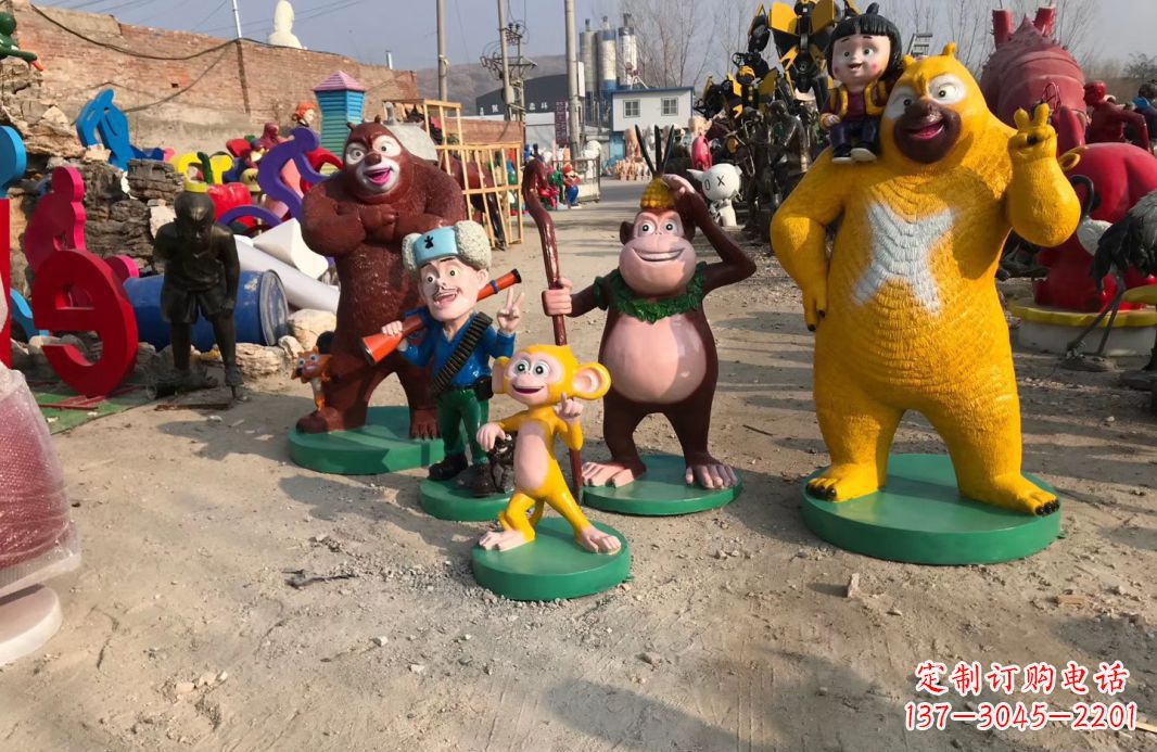 漯河玻璃钢仿真卡通熊二雕塑