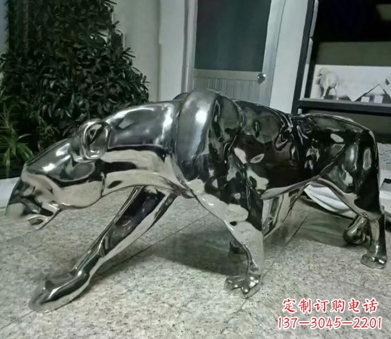 漯河不锈钢豹子雕塑