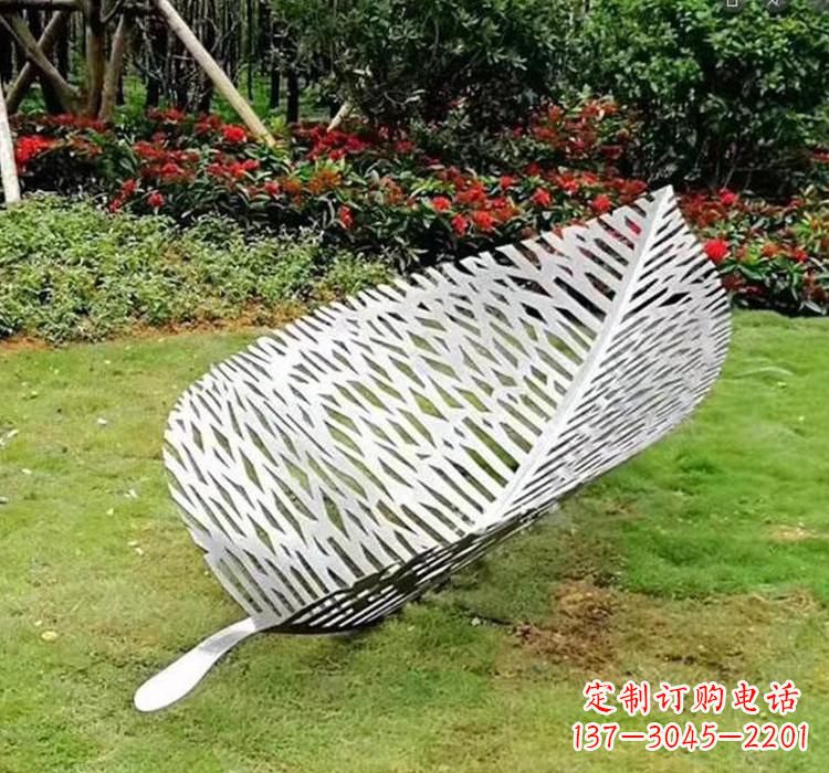漯河不锈钢树叶雕塑艺术与美的结合