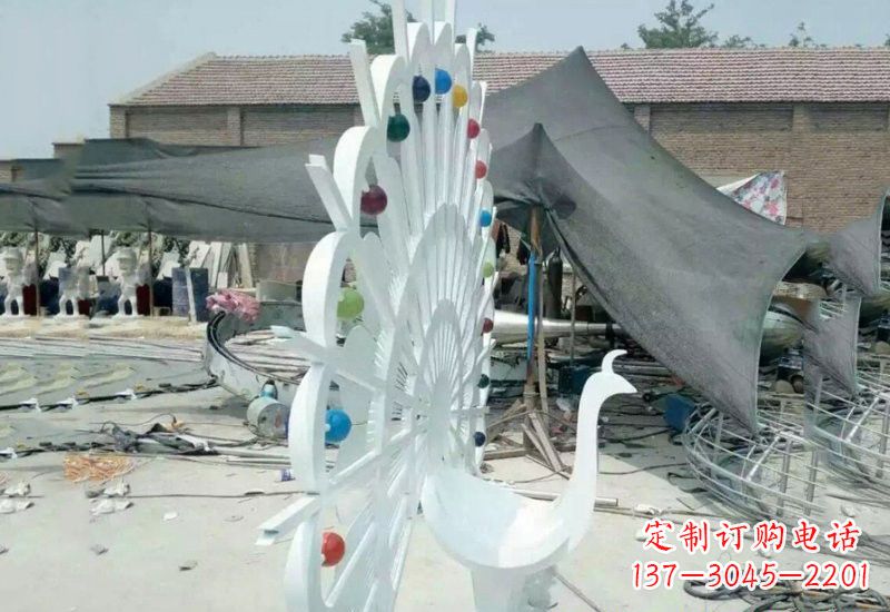 漯河不锈钢孔雀雕塑精美绝伦