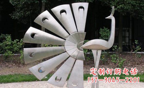 漯河不锈钢孔雀雕塑美丽而持久