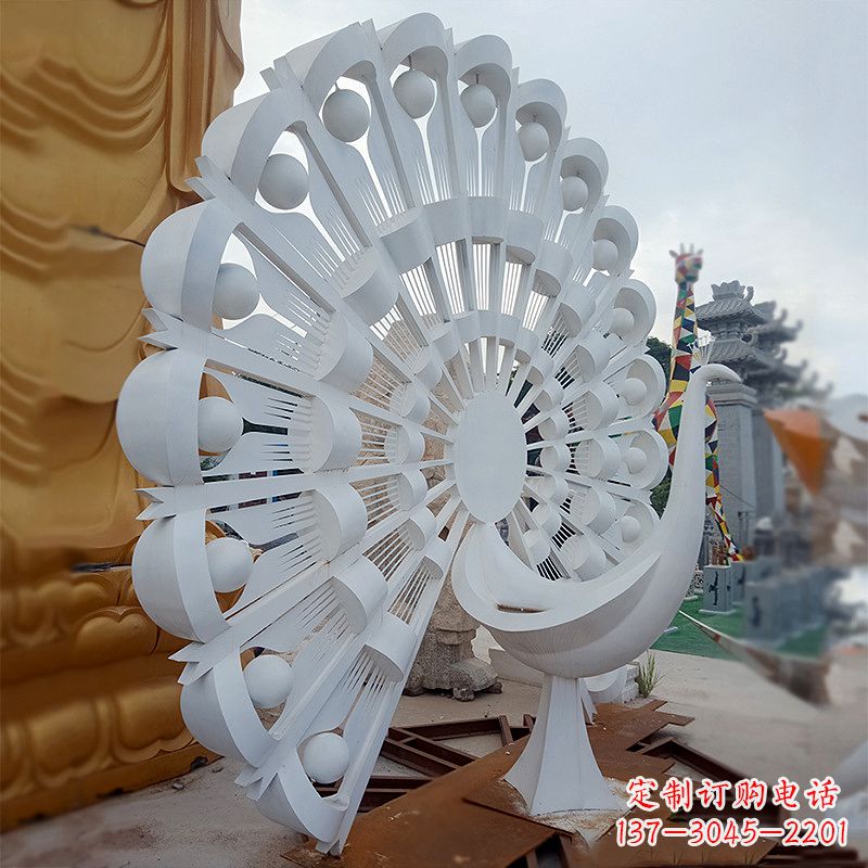 漯河不锈钢孔雀雕塑精美雕刻的艺术精品