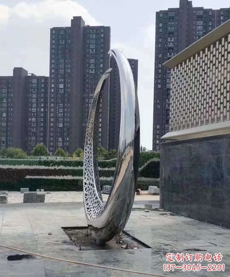 漯河精美不锈钢月亮雕塑