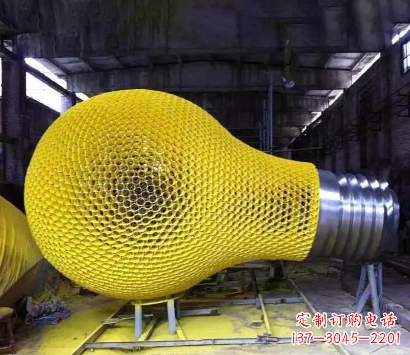 漯河新题目不锈钢灯泡雕塑精致的艺术珍品