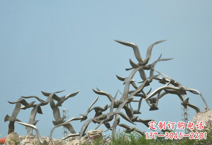 漯河不锈钢大雁雕塑一只翱翔天际的艺术品