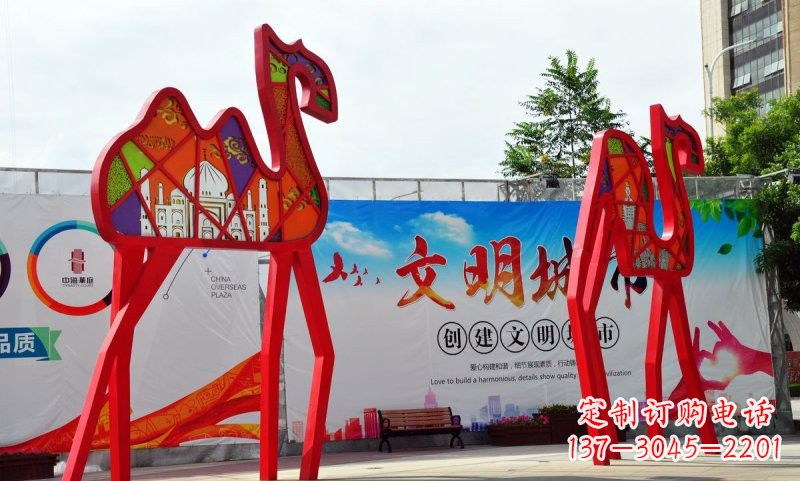 漯河不锈钢骆驼雕塑——精美的艺术之作