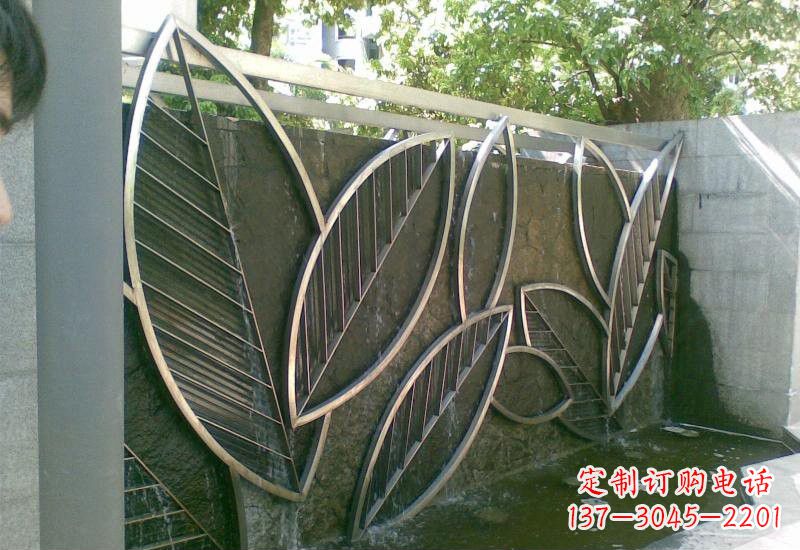 漯河不锈钢树叶雕塑——艺术与科技的完美结合