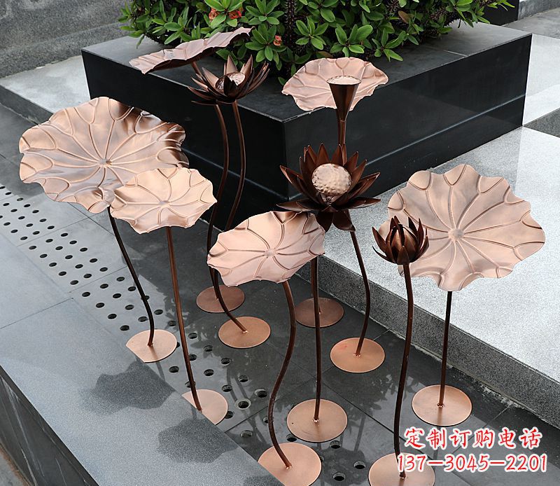 漯河不锈钢古铜色荷花雕塑传承传统文化的精美艺术品