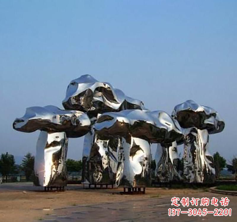 漯河不锈钢镜面蘑菇雕塑精致灵动的美学