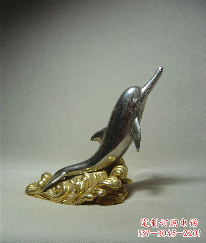 漯河海豚雕塑艺术的海洋之美