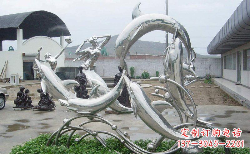 漯河不锈钢海豚的灵动嬉戏