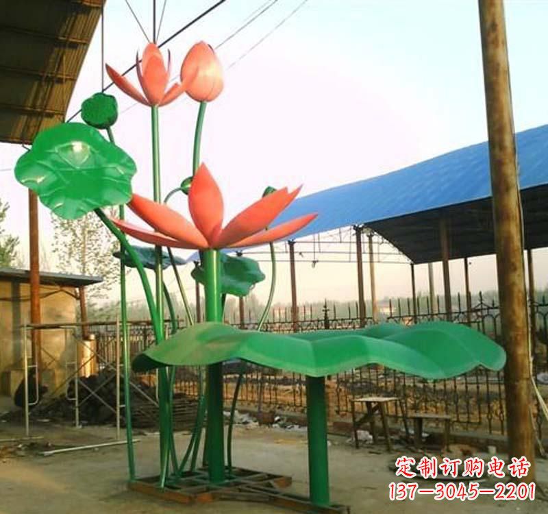 漯河不锈钢荷花雕塑汲取自然之美