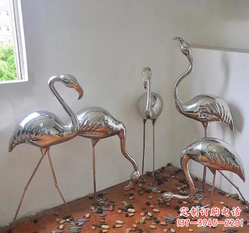 漯河不锈钢火烈鸟象征勇气与活力
