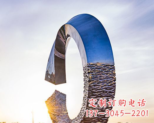 漯河不锈钢景观圆环雕塑环绕自然之美