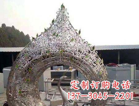 漯河不锈钢镂空孔雀雕塑精美的艺术之作