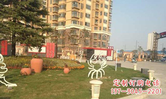 漯河不锈钢螃蟹雕塑精致美观的艺术之作