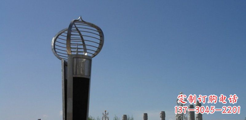 漯河不锈钢火炬形雕塑熠熠生辉