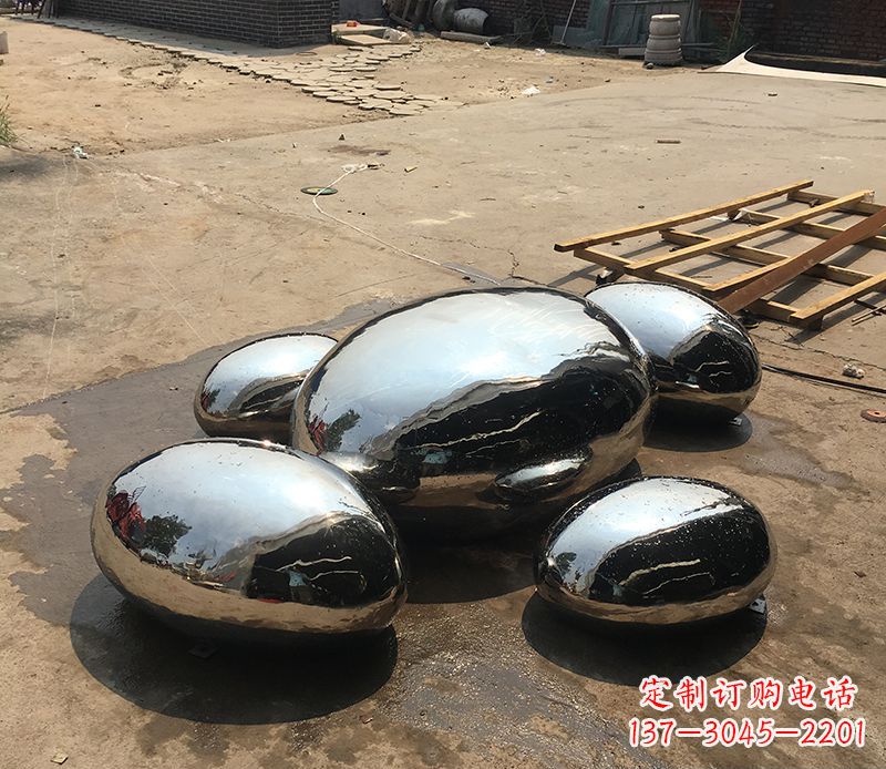 漯河不锈钢水滴雕塑给景观增添独特魅力