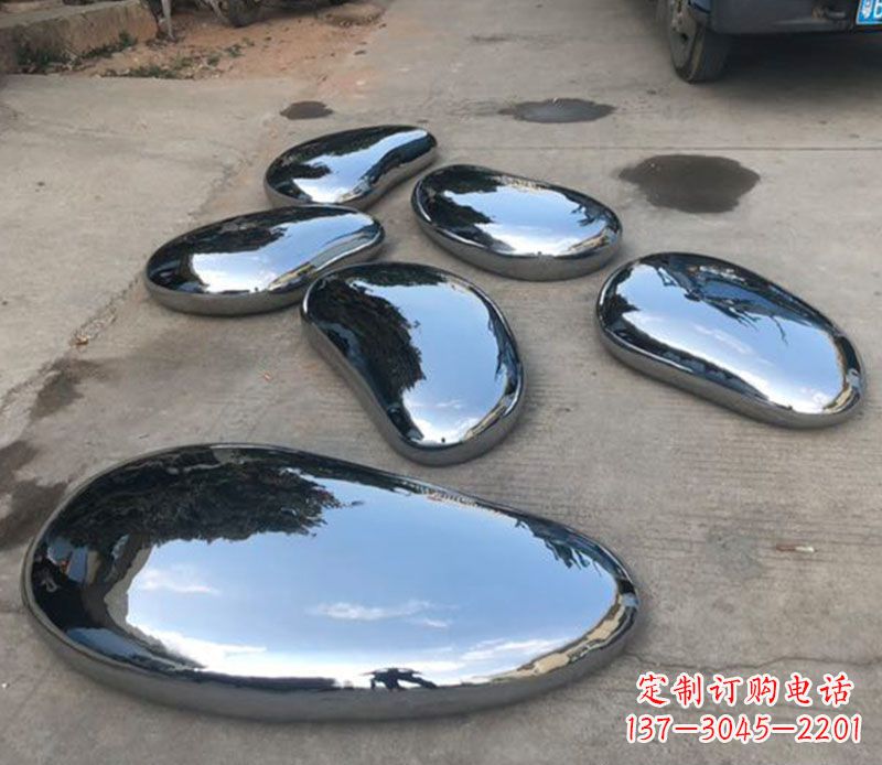 漯河水滴雕塑——不锈钢的精美之作
