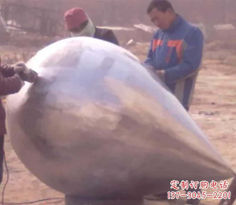 漯河不锈钢水滴雕塑精致美丽的艺术品