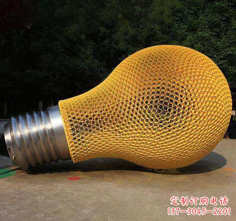 漯河不锈钢灯泡雕塑点亮小区景观