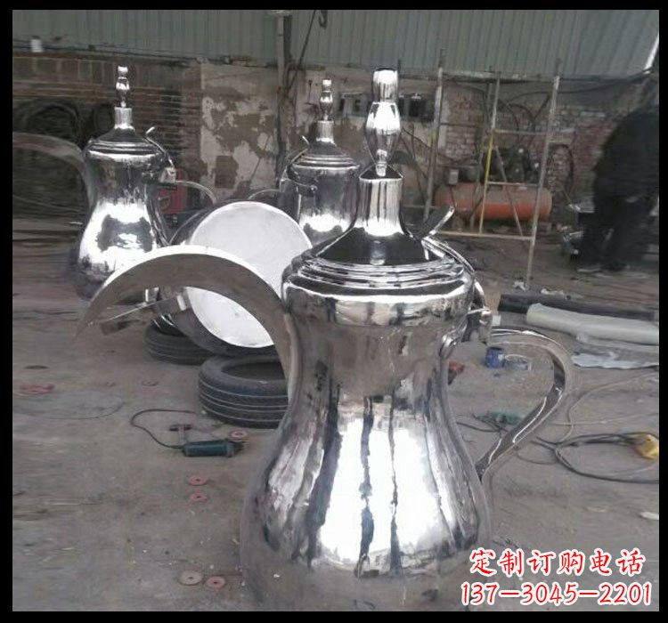 漯河不锈钢酒壶雕塑传承古典艺术