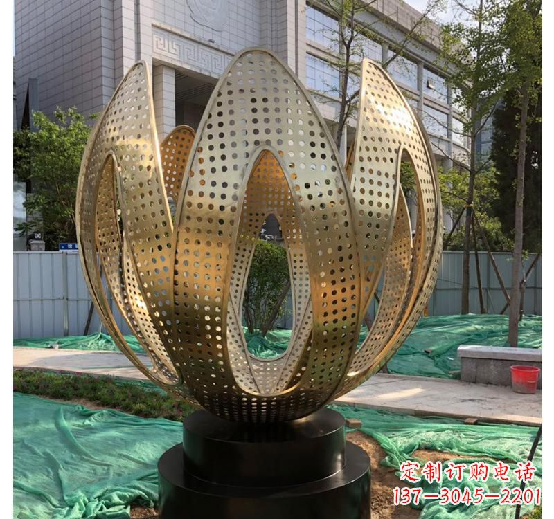 漯河不锈钢拱门雕塑以艺术之美装点园林