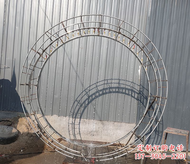 漯河圆环的美——不锈钢景观雕塑