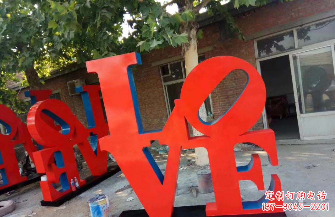 漯河不锈钢字母景观雕塑