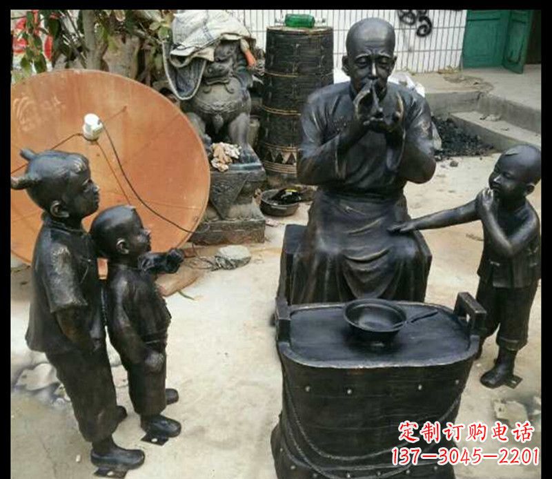 漯河糖果街上的铜雕精灵
