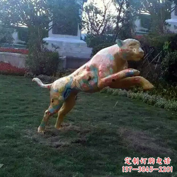 漯河豹子玻璃钢雕塑——精美动物摆件