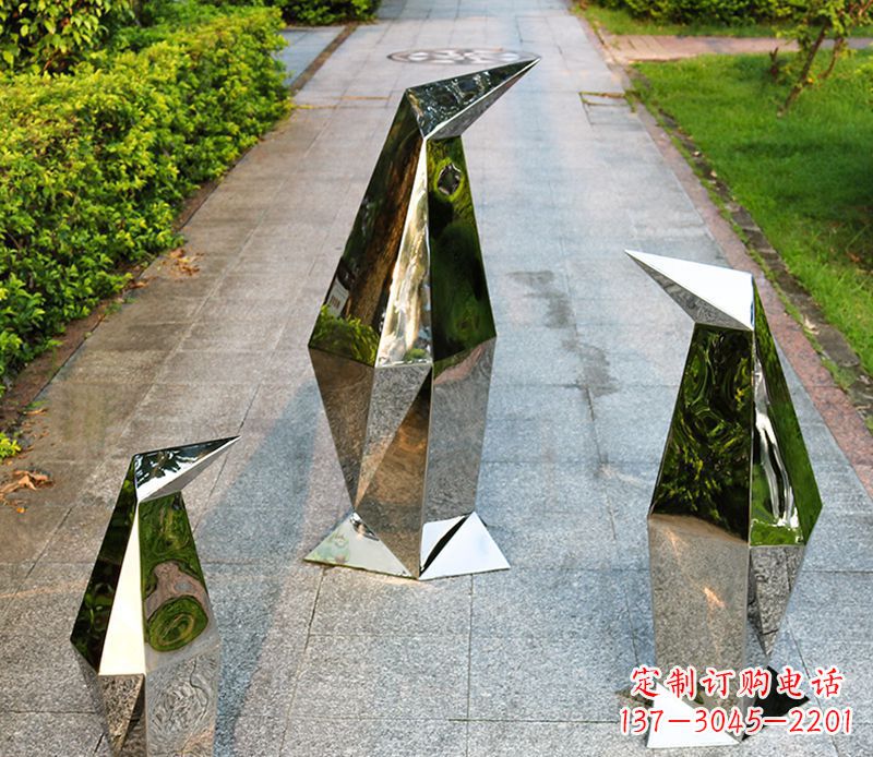 漯河精致的抽象不锈钢企鹅雕塑