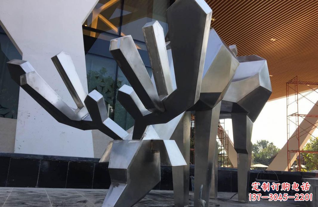 漯河高端不锈钢抽象驯鹿雕塑