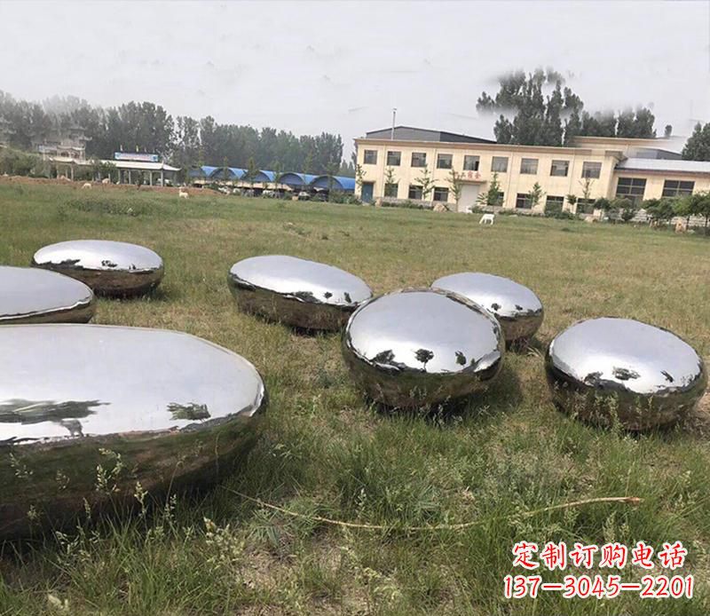 漯河精美不锈钢水滴景观雕塑