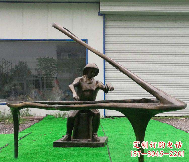 漯河 传奇钢琴雕塑