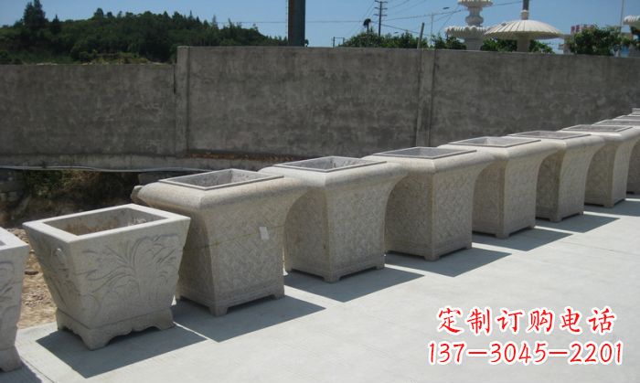 漯河大理石花盆石雕 – 在公园展现精美自然风貌