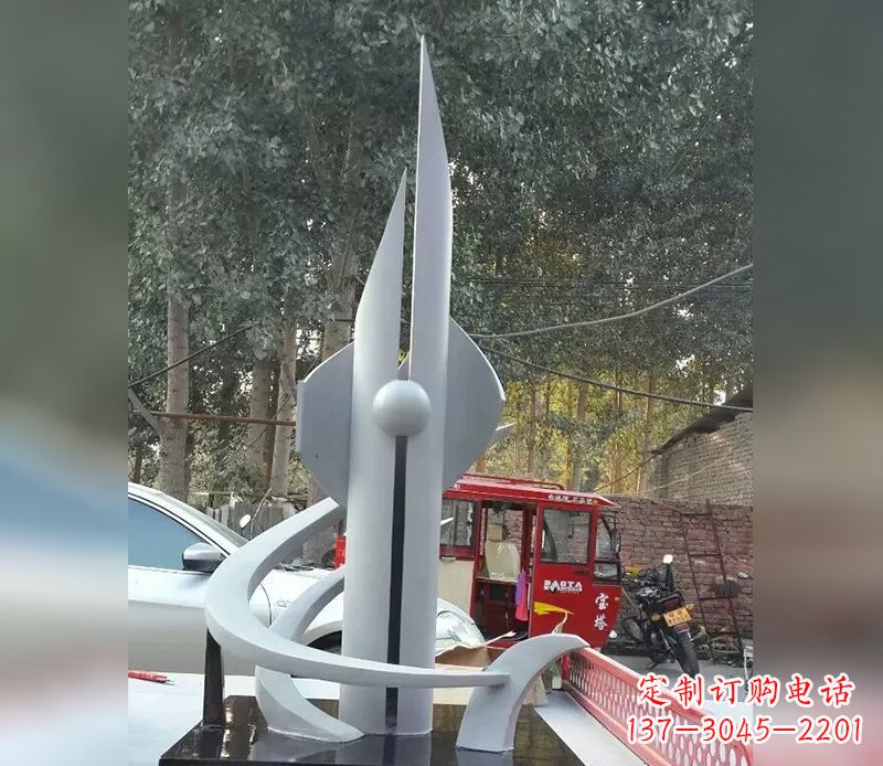 漯河不锈钢火箭剪纸雕塑,展现创新科技美学