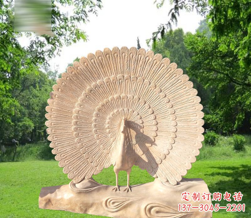 漯河欣赏孔雀美感的石雕公园雕塑