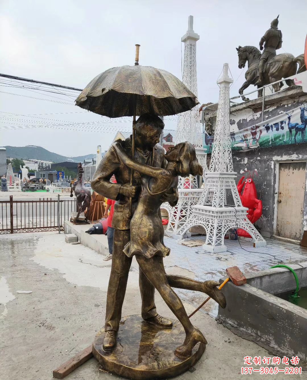 漯河真爱永恒,浪漫情侣铜雕塑