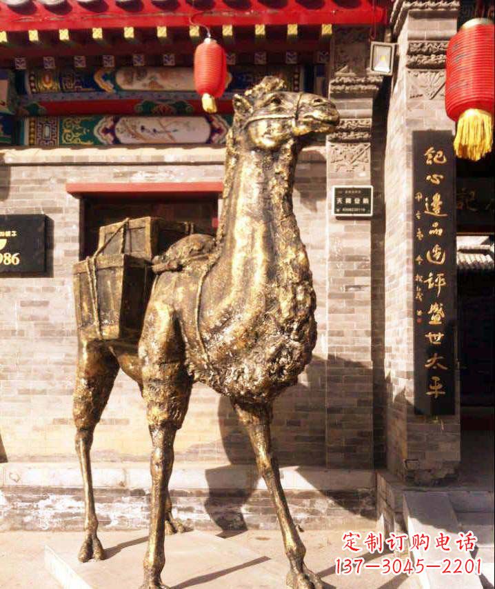 漯河驮行李的骆驼动物铜雕
