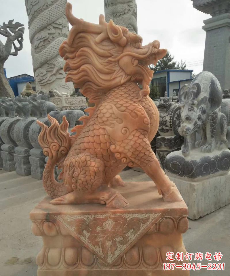 漯河晚霞红麒麟雕塑1