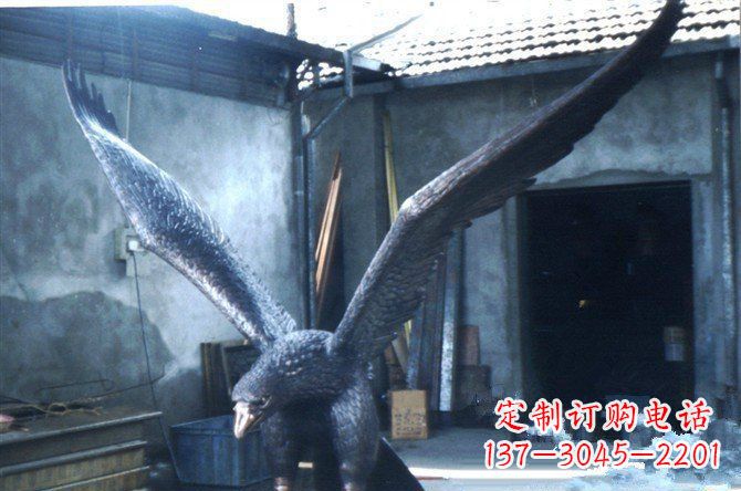 漯河铸铜老鹰企业动物铜雕